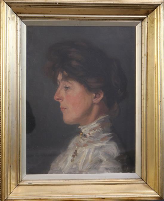 Early 20th century English School Portrait of a lady 16 x 12in.